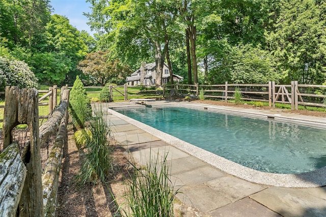 5 Shingle House Rd, Millwood, NY 10546 - view of pool featuring view of wooded area