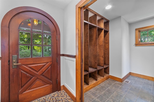 5 Shingle House Rd, Millwood, NY 10546 - mudroom with baseboards and arched walkways