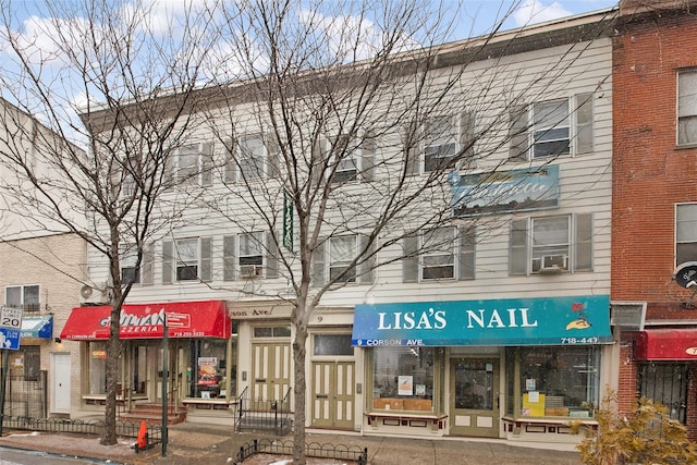 view of building exterior