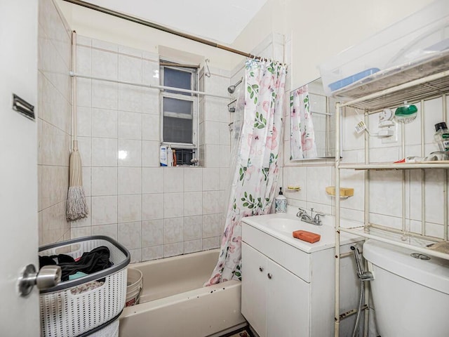 full bath with tile walls, shower / bathtub combination with curtain, decorative backsplash, toilet, and vanity