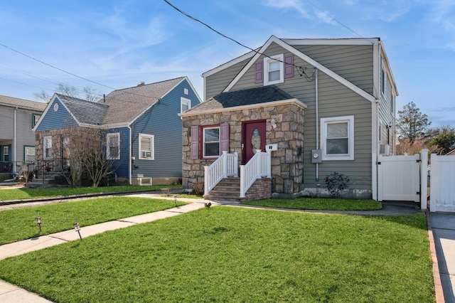 31 Cedar St, Roosevelt, NY 11575 - photo 1