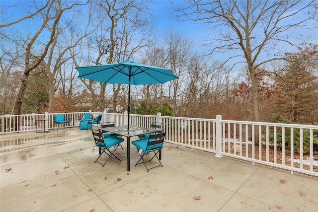 view of patio with outdoor dining area