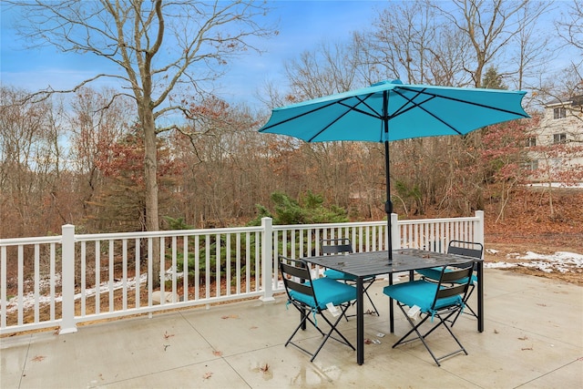 view of patio featuring outdoor dining space