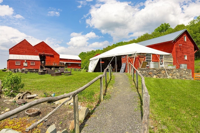 148 N Creek Rd, Staatsburg, NY 12580 - view of yard with an outbuilding