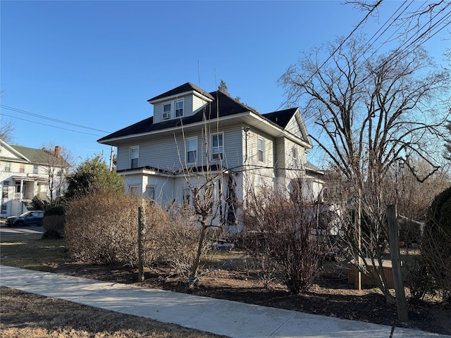 view of front of house