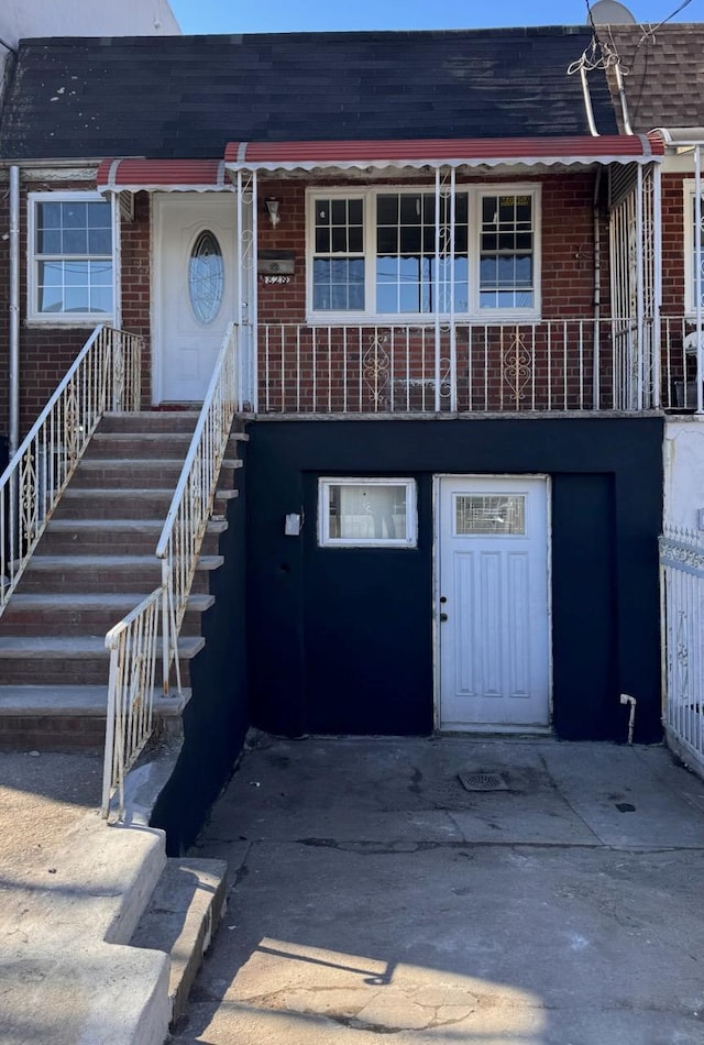 multi unit property featuring brick siding