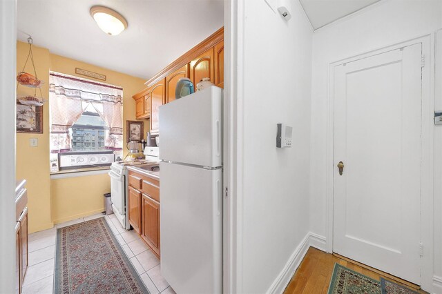 2962 Decatur Ave Fl 5Th, Bronx, NY 10458 - photo 4