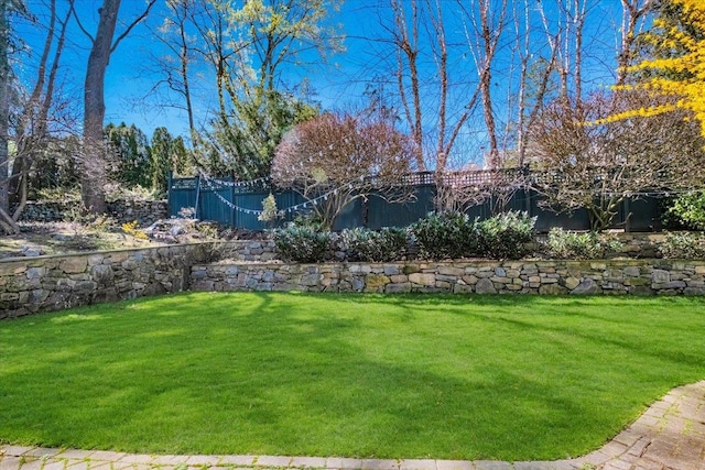31 Old Army Rd, Scarsdale, NY 10583 - view of yard featuring fence