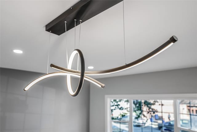 interior details featuring recessed lighting