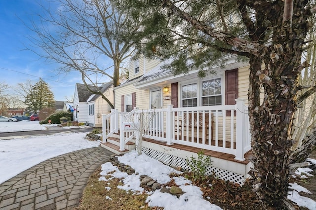 view of front of house