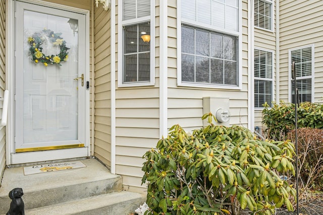 view of property entrance