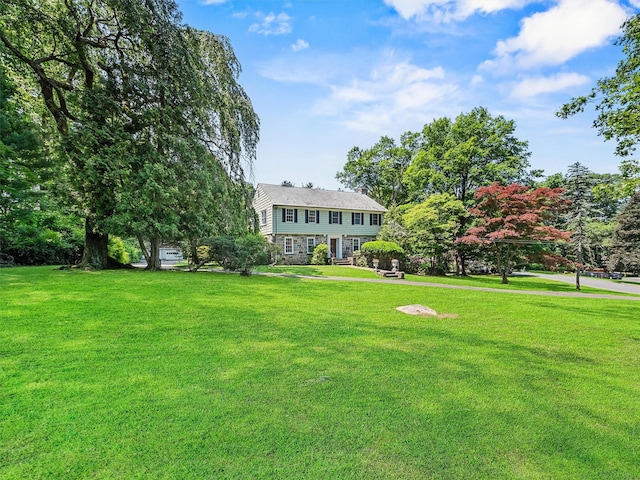 1 Finnegan Ln, Montebello, NY 10901 - view of grassy yard