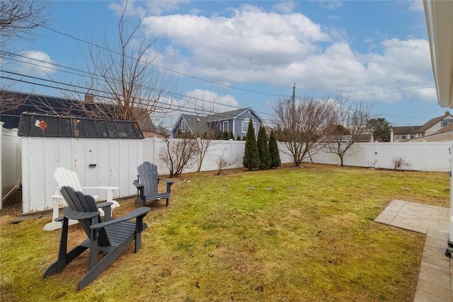 view of yard featuring a fenced backyard