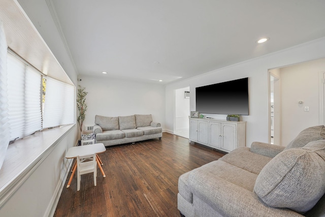 living area featuring ornamental molding, recessed lighting, dark wood-style flooring, and baseboards