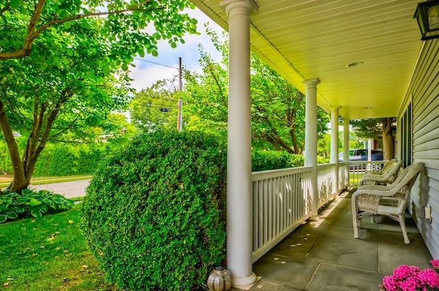 view of patio featuring covered porch