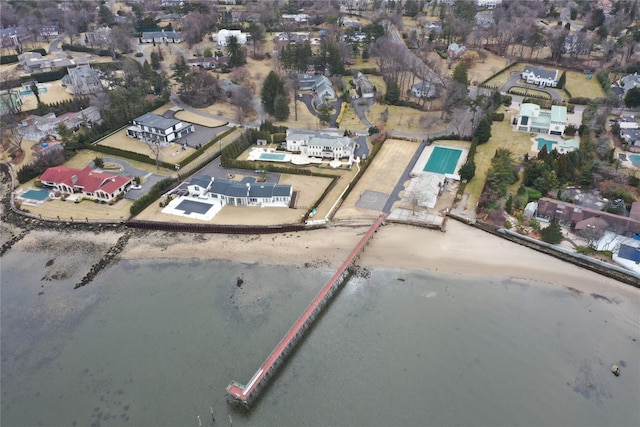 31 Harbour Rd, Great Neck, NY 11024 - photo 2