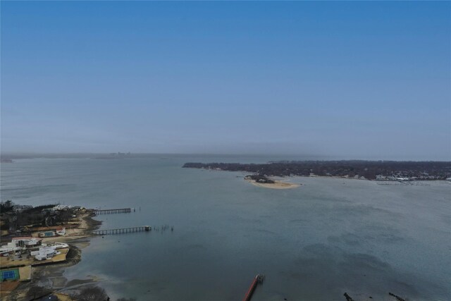 31 Harbour Rd, Great Neck, NY 11024 - photo 14