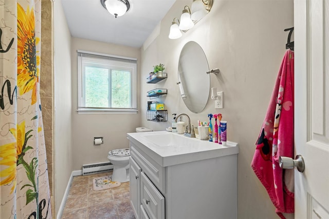 full bathroom featuring toilet, a shower with shower curtain, a baseboard radiator, baseboards, and vanity