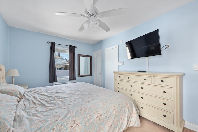 bedroom with a ceiling fan