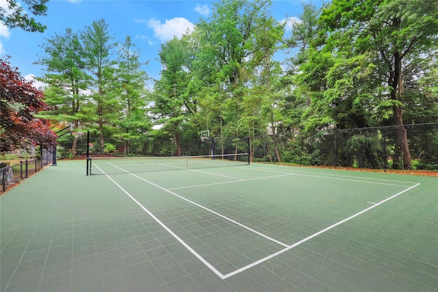 57 Old Orchard Ln, Scarsdale, NY 10583 - view of sport court with fence and community basketball court