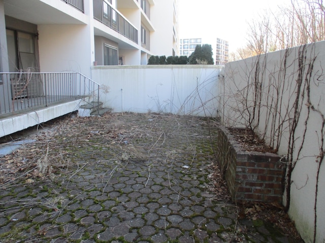 view of yard featuring fence