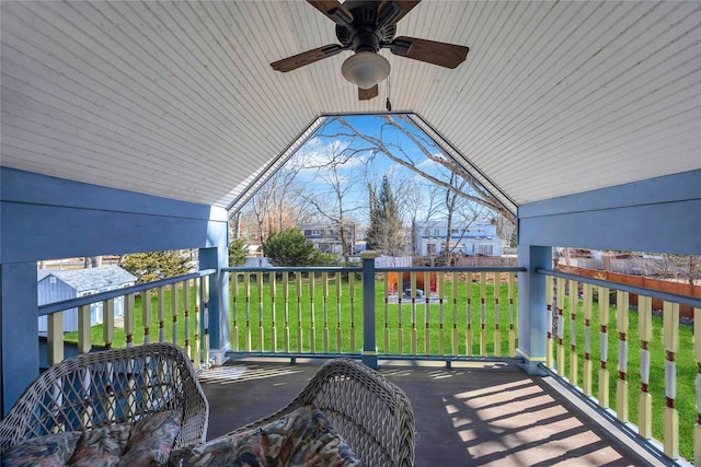 balcony featuring ceiling fan