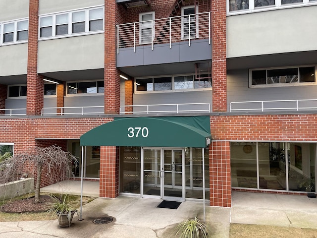 370 Westchester Ave Unit 3K, Port Chester, NY 10573 - view of building exterior