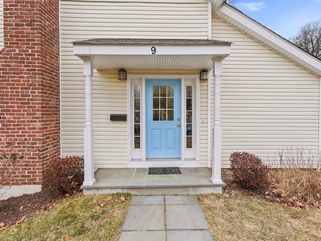 view of property entrance