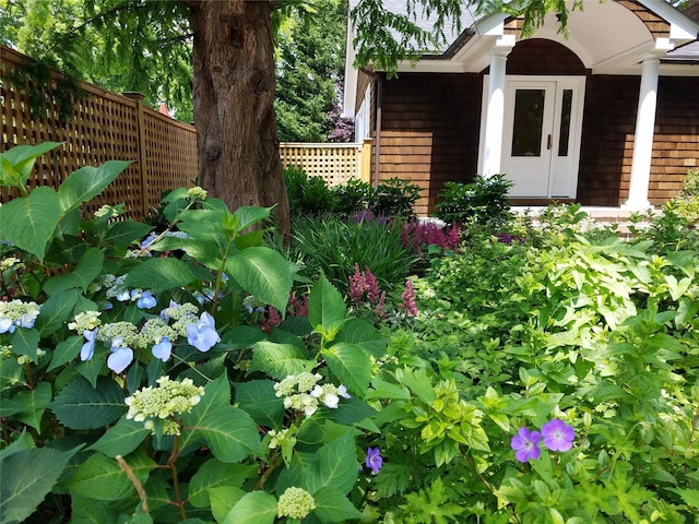 view of yard with fence