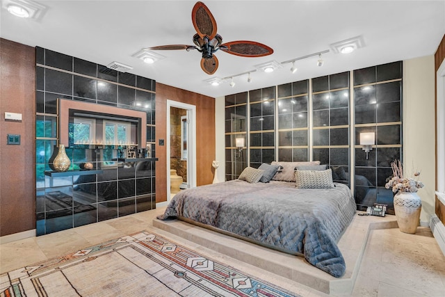 bedroom featuring ceiling fan