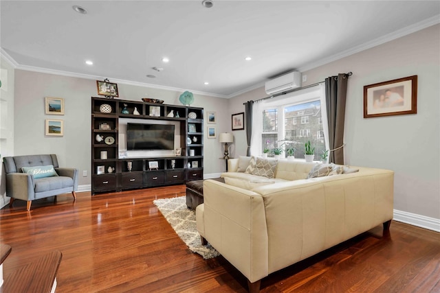 living area featuring baseboards, a wall unit AC, ornamental molding, recessed lighting, and wood finished floors