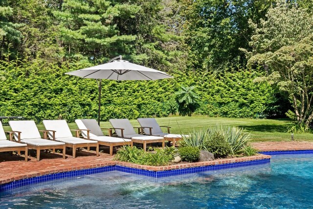 27 Notamiset Rd, Westhampton Beach, NY 11978 - pool featuring a yard