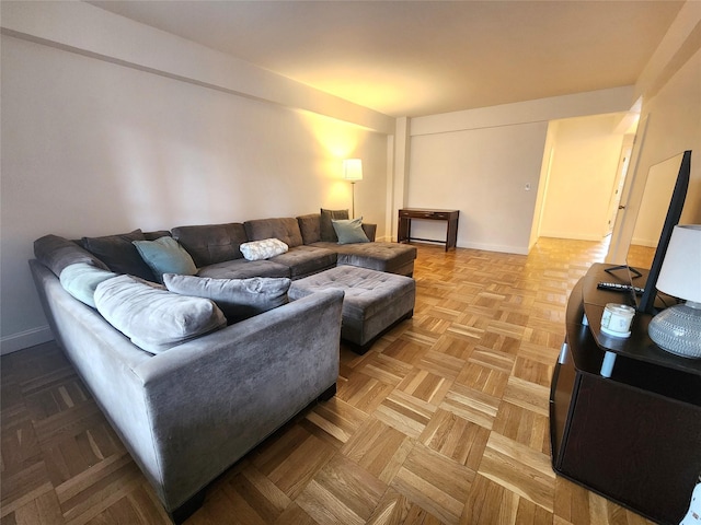 living area with baseboards