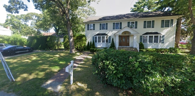 283 Elizabeth Ave, Holbrook, NY 11741 - photo 4