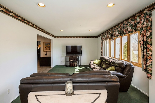 living room featuring recessed lighting, baseboards, and carpet floors