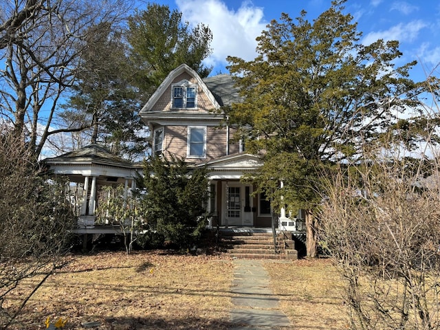 view of front facade with covered porch