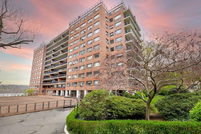2727 Palisade Ave Unit 9B, Bronx, NY 10463 - view of building exterior