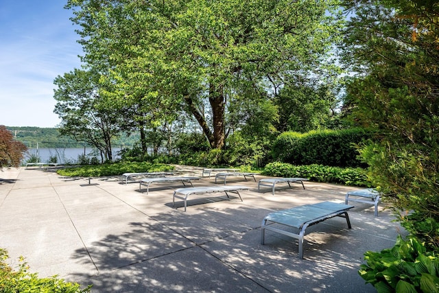 2727 Palisade Ave Unit 9B, Bronx, NY 10463 - view of surrounding community