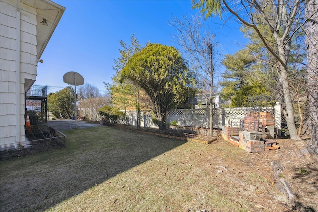 view of yard featuring fence