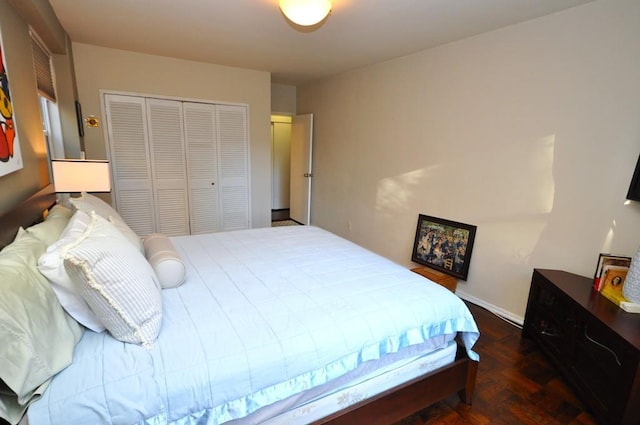 bedroom featuring a closet