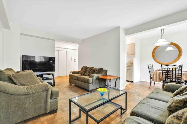 living area with baseboards