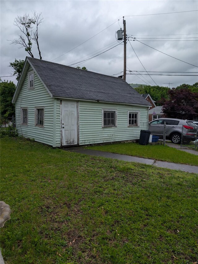 45 Clancy Ave, New Windsor, NY 12553 - view of outbuilding
