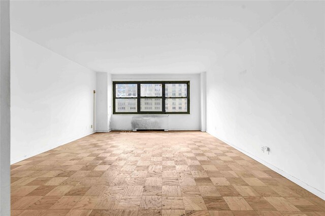 180 W End Ave Unit 23G, New York Manhattan, NY 10023 - unfurnished room with radiator