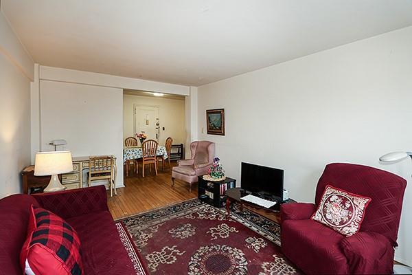 living room featuring wood finished floors