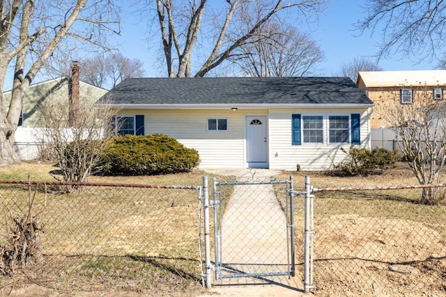 view of front of property featuring a gate and a fenced front yard