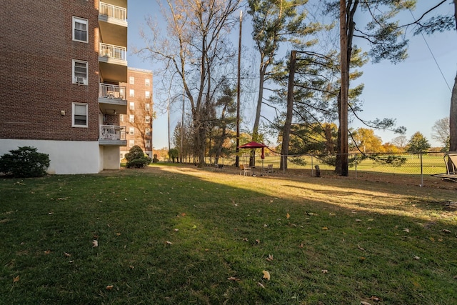 view of yard featuring fence