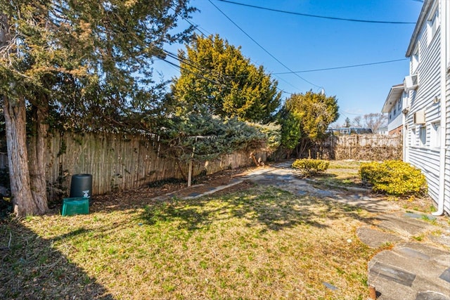 view of yard featuring a fenced backyard