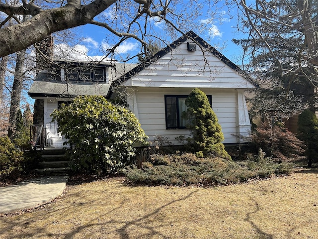 view of home's exterior