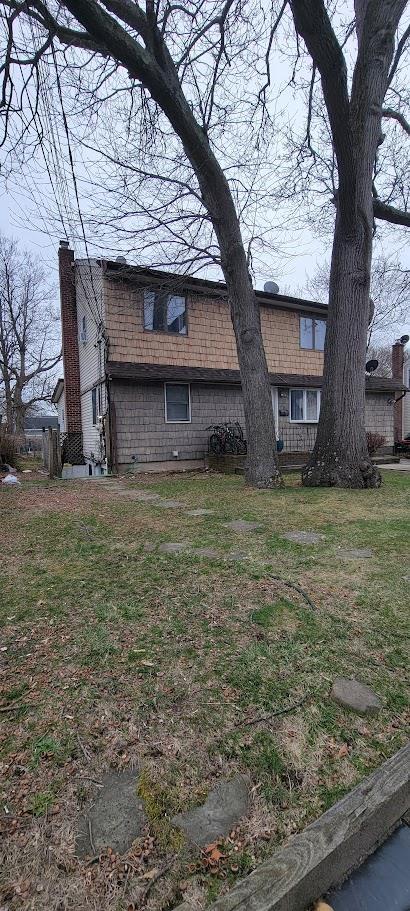 40 Samuel St, Ronkonkoma, NY 11779 - photo 1