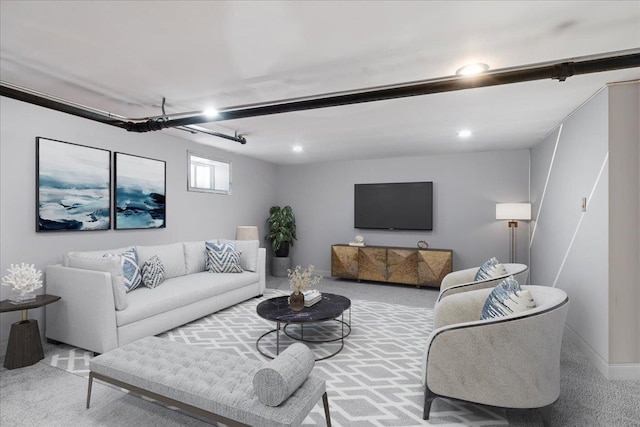 living area featuring recessed lighting, baseboards, and carpet